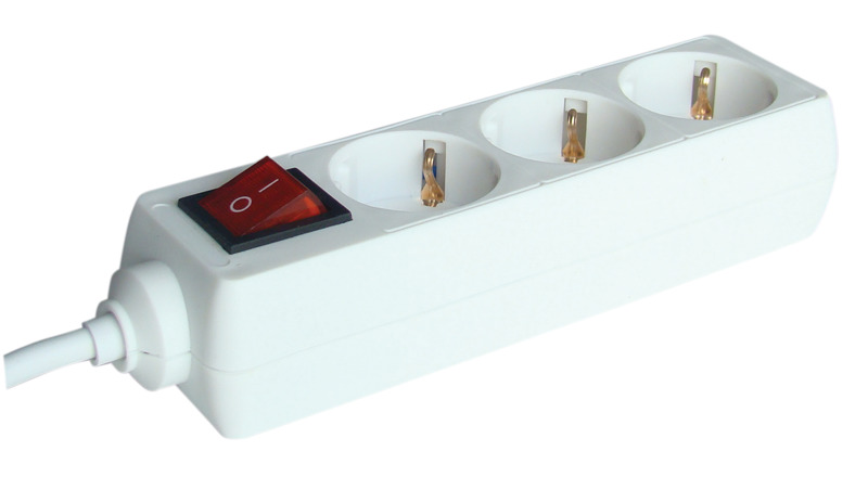 PRELUNGITOR CU INTRERUPATOR 3PRIZE LUNGIME 1.5m MAXIM 16A 3680W CABLU H05VV-F 3X1