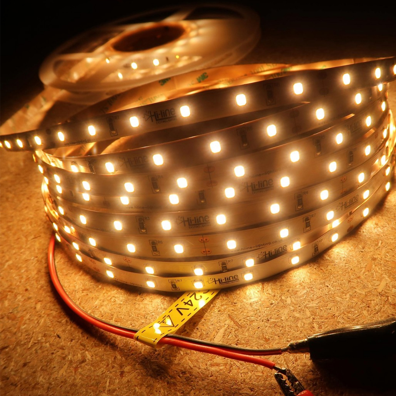 BANDA LED DE EXTERIOR 4.8W/M LUMINA CALDA 3000K IP65 12V 5M/ROLA